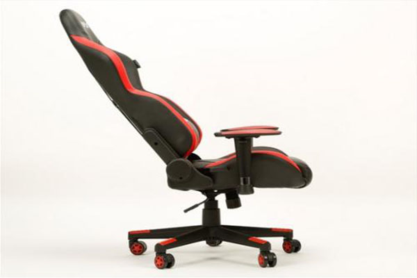 電競椅1.jpg